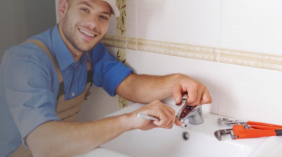 Handle or spout repair in Mcpherson, KS